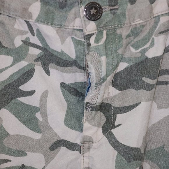 Darring Camo Jeans Size: 34x32 - Picture 4 of 7